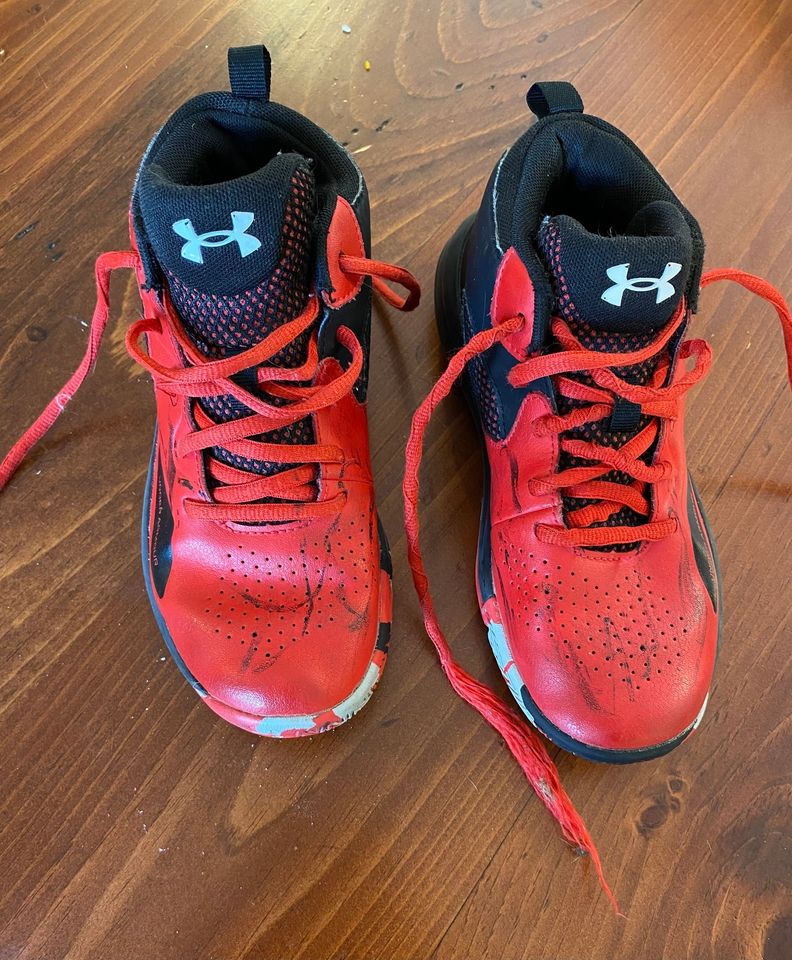 Red Under Armour High Tops Youth 3