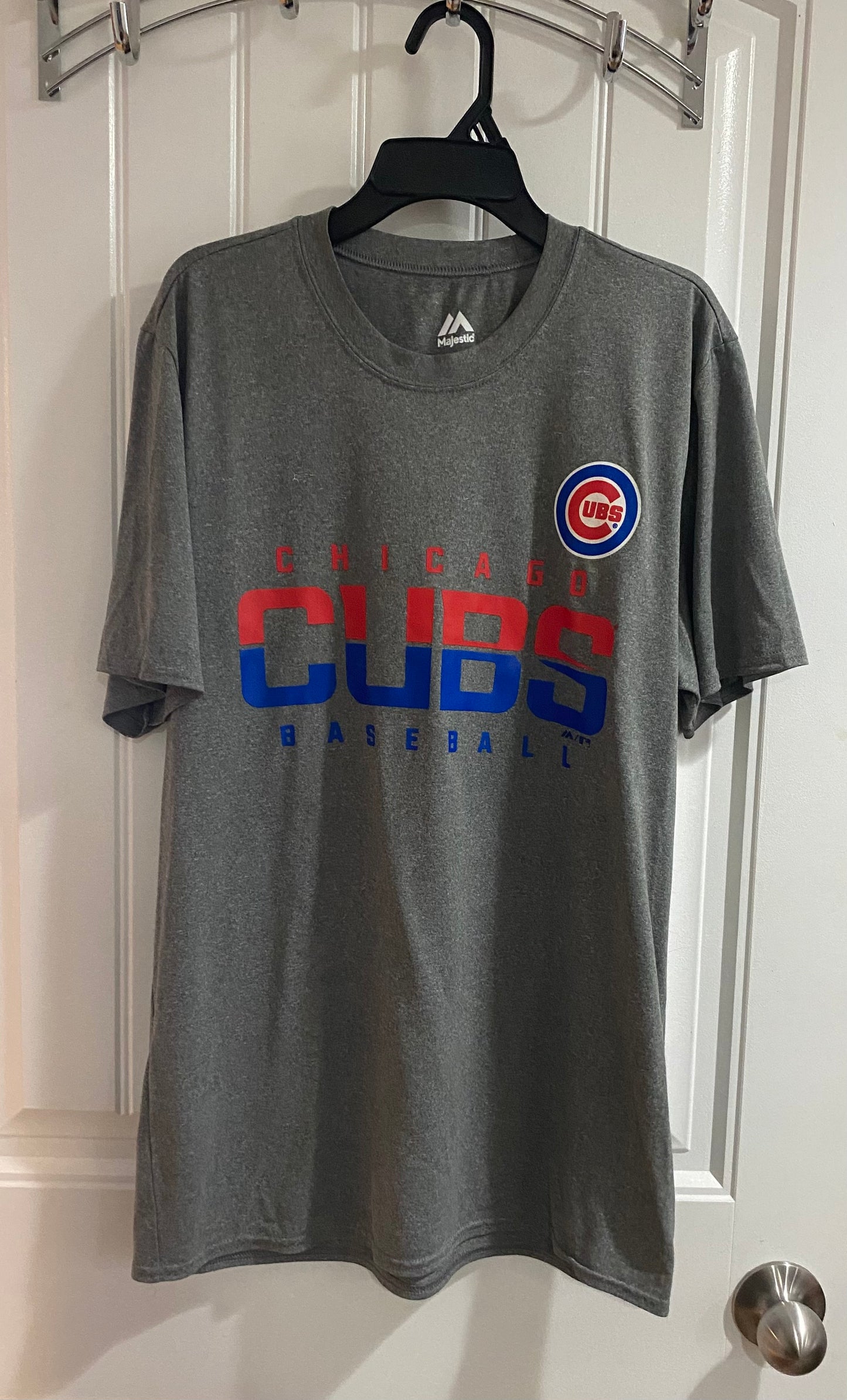 Chicago Cubs Baseball Grey Dri Fit Tee Shirt Mens' Medium Majestic